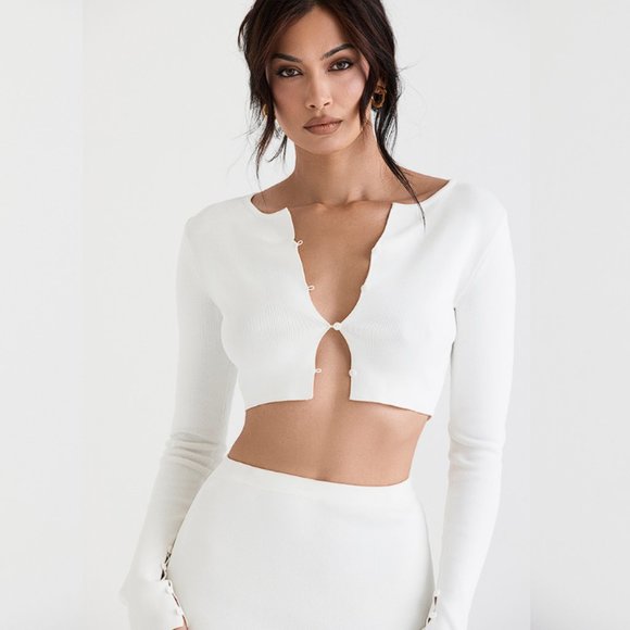 HOUSE OF CB 'Eloise' Ivory Cropped Cardigan NWOT - Picture 4 of 12